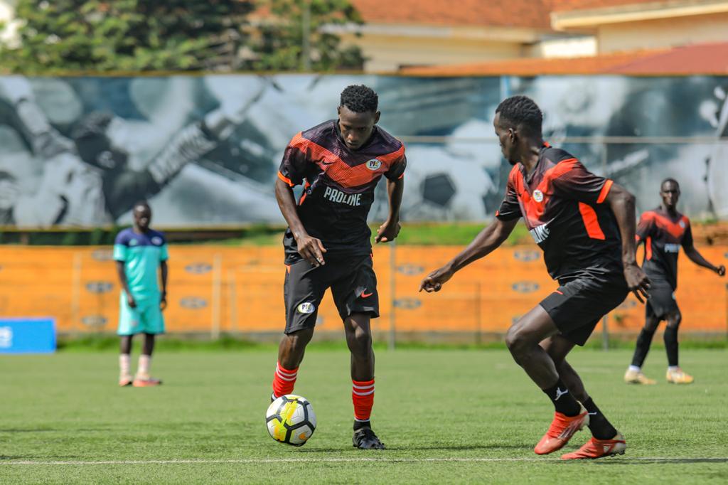 ProlineFC's tweet photo. Heating up before our trip to Kawempe 🔥
#ProlineFC #OneBloodOneFamily❤️💪 https://t.co/qw4AiUDSJv