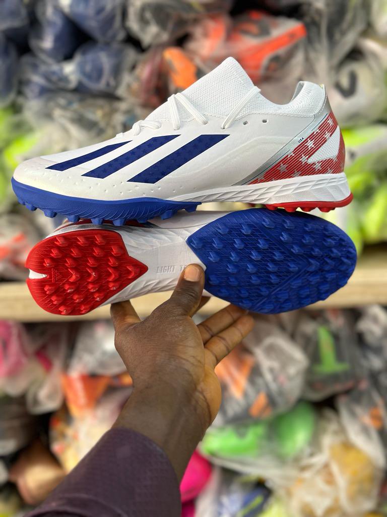Waspapping_'s tweet photo. Giveaway!

Quote this tweet with a reply

The quote with zero engagement, in the next 24hrs gets one of our Original New Messi addidas football boots 

Good luck.👍🏻 https://t.co/nOIGgwXCLU