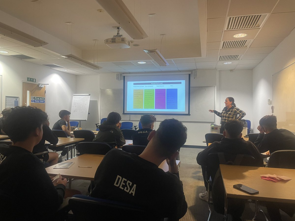 Our Year 13 students had an excellent day at <a href="/ueasport/">UEA Sport</a> where they were given a taste of university life on the <a href="/UEAPESH/">UEA PE, Sport and Health</a> courses. 

Thanks for the opportunity and we look forward to working closely with you in the future 

🖤🤍