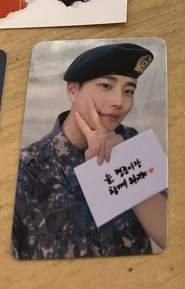 sangritae's tweet photo. @ggyyg88 @MJ__heart hello~ 🥺 I'm sorry can you please tell me where this photo came from? https://t.co/Uk2XUKMnrg