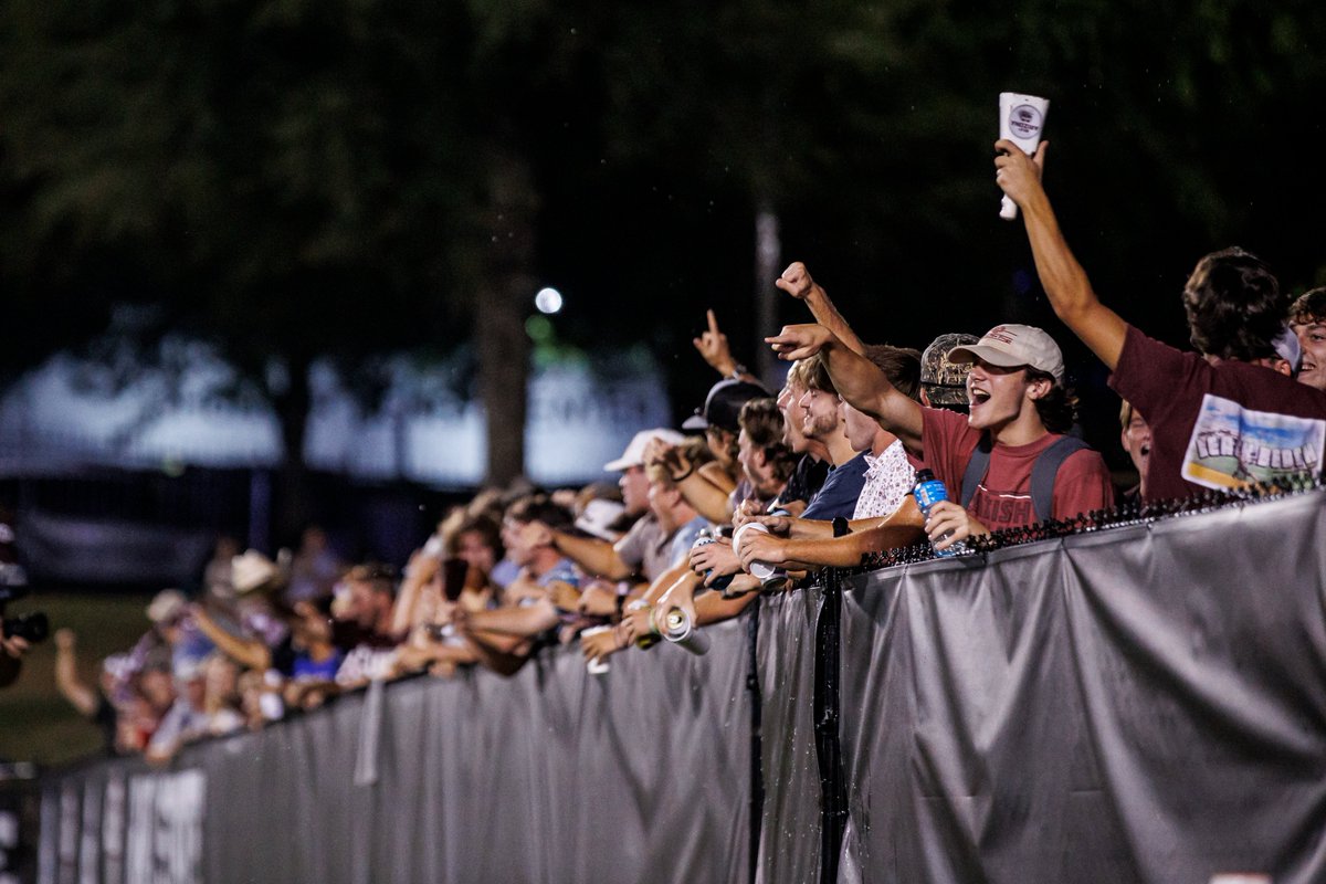 HailStateSOC's tweet image. Fans, you have shown up and been loud all season to rock the MSU Soccer Field each and every match.

We need you one last time this Saturday! Show up and be the difference as we begin our NCAA Tournament Journey!

🕐 𝟭 𝗣𝗠 𝗞𝗶𝗰𝗸
🎟️ hailst.at/SOCPostseason

#HailState🐶