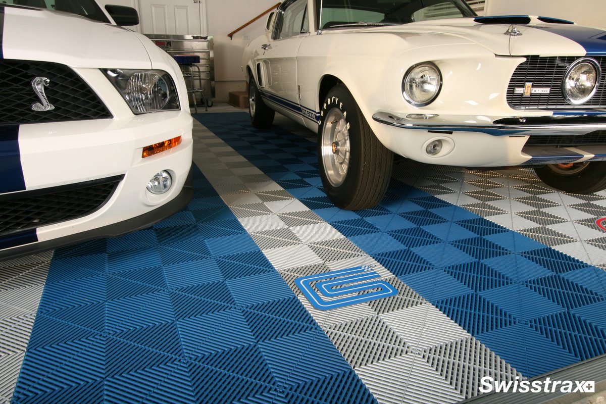 Swisstrax's tweet image. Unleash your car&apos;s personality with custom logos and designs! 

Create your car&apos;s dream garage now → bit.ly/3YlBYCj

#CustomLogos #ModularFlooring #Garage #VintageCars #GarageMakeover