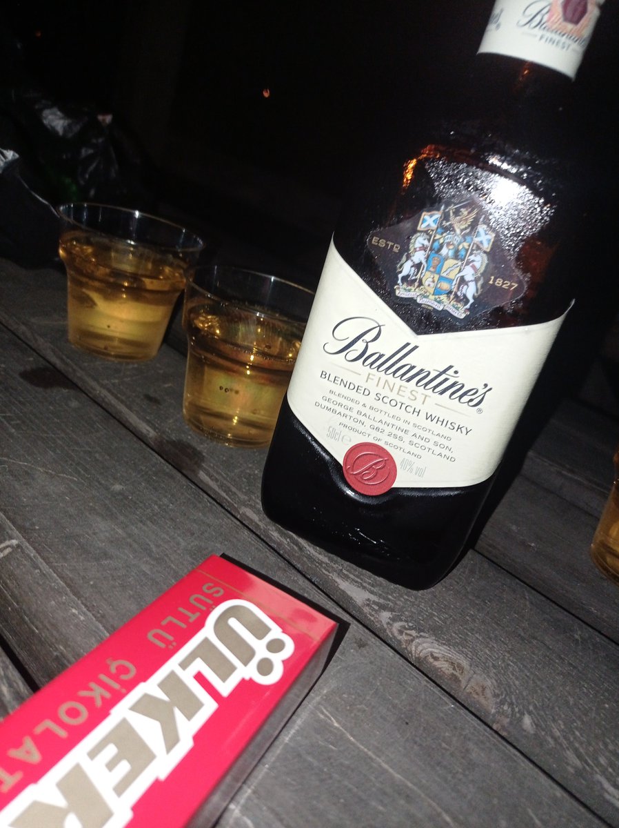 Varmı sikilmek isteyen

#nazilliadü
#nazilli