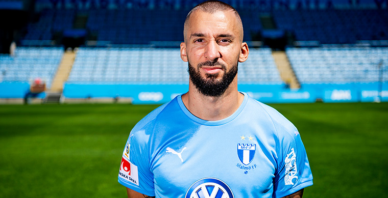 Ur Ljusblåa Ögon tweet media