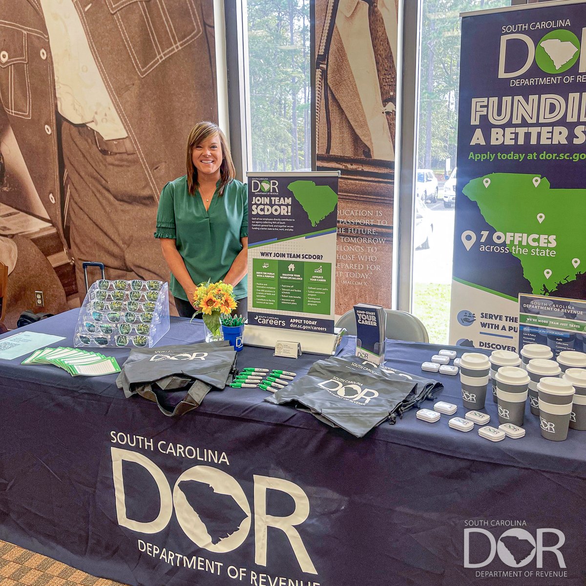 theSCDOR's tweet photo. 👋 We'll be at @VoorheesUniv Career Fair until 3:30 PM today (Nov. 9)!
Stop by to learn how you can make a positive impact on our state as part of #teamSCDOR!
Can't make it? Check out https://t.co/H00TRKRrI8 to learn about our workplace benefits and current openings. https://t.co/mBFYGz0LTJ
