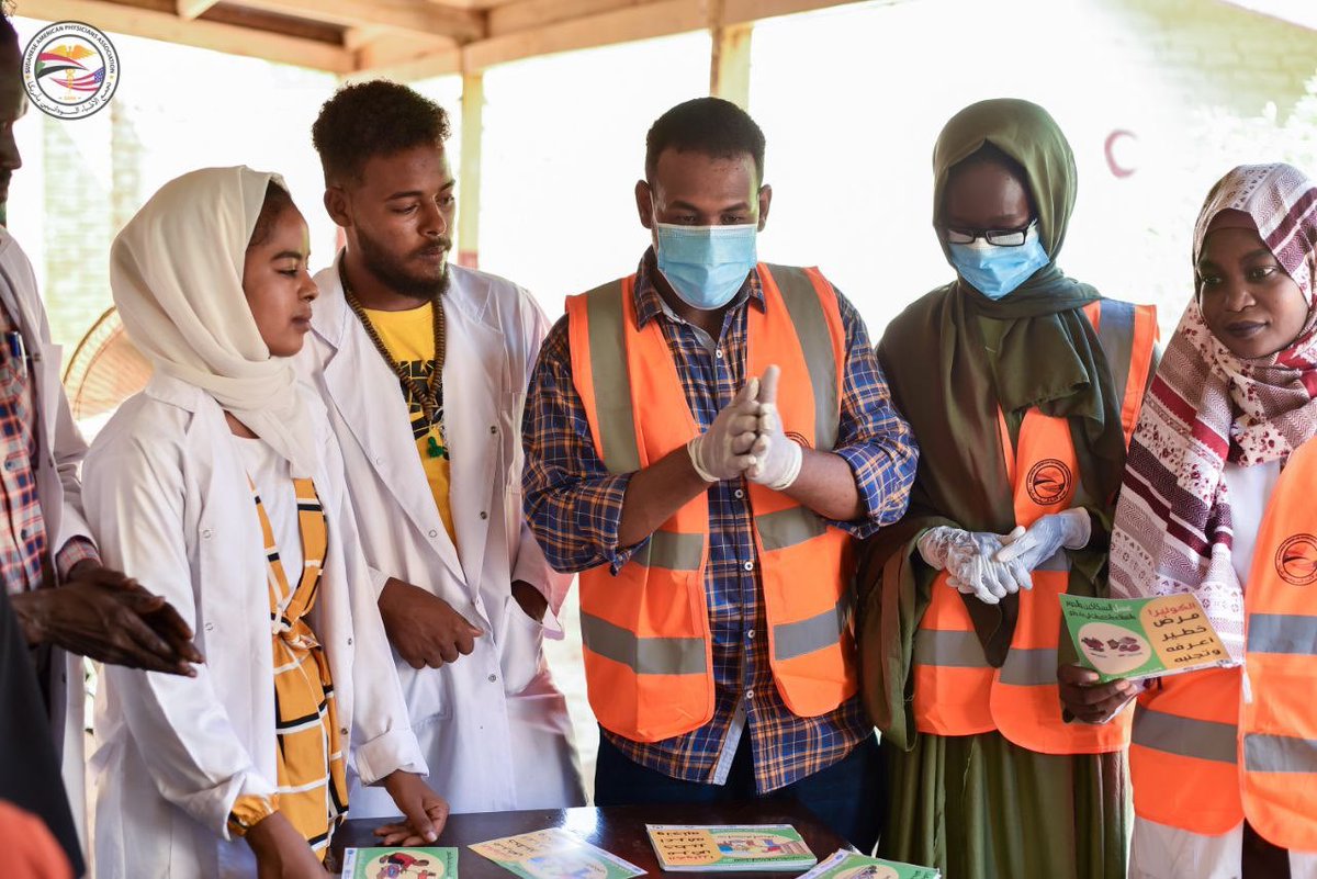SAPA__Global's tweet photo. Throwback to a week ago when our dedicated #SAPATeam took to the streets of Omdurman-Khartoum, going door-to-door to educate over 1000 households about the cholera outbreak and prevention methods. A huge shoutout to @UNICEFSudan for their unwavering support in this vital initiative!