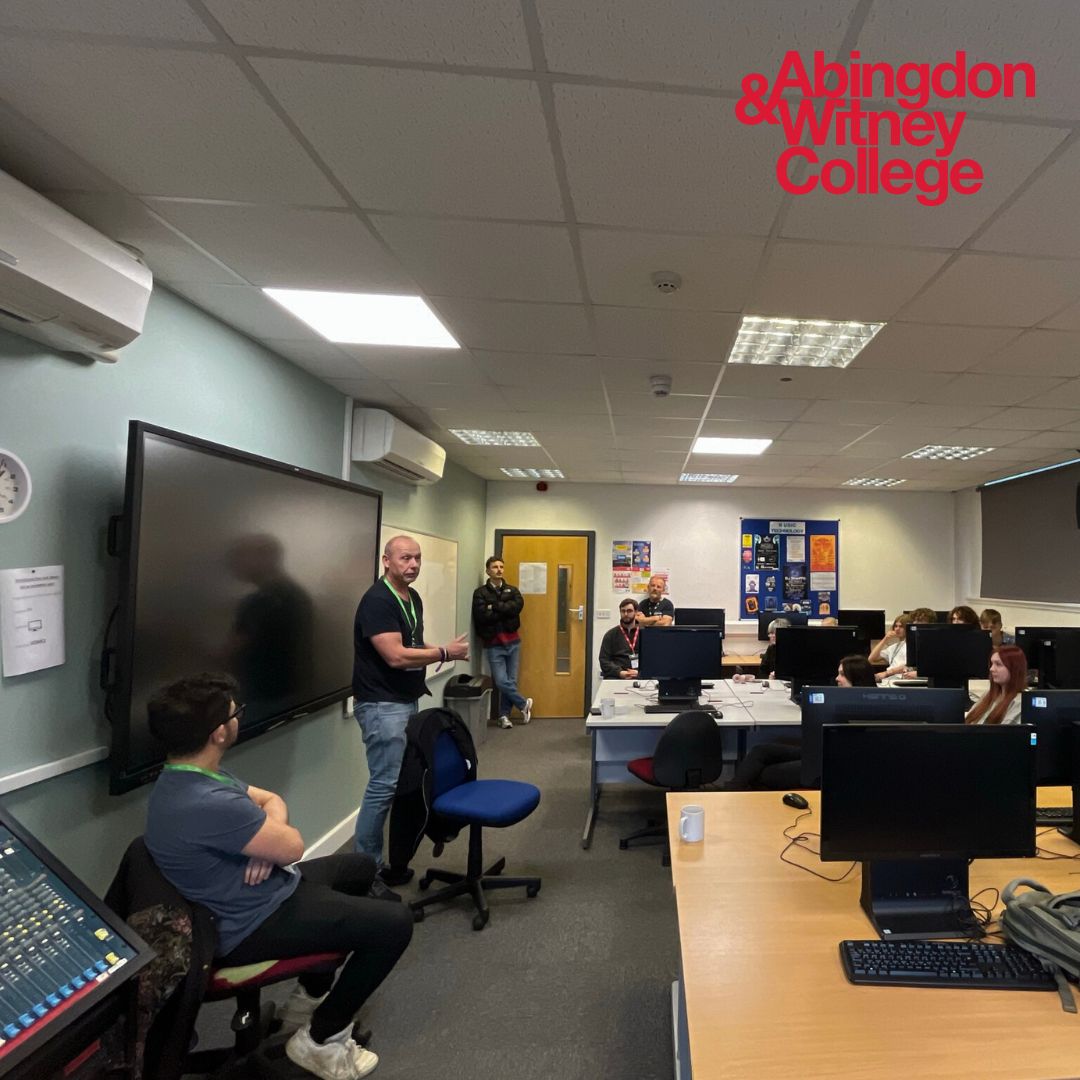 AbWitCollege's tweet photo. A massive thank you to Jim of @ElectricEnemy_ and Guy of Red Sun Records for taking the time to come and talk to our Music Technology students this afternoon on Witney Campus!
#Music #MusicTech #MusicCourse #College #FurtherEducation #ElectricEnemy #Band #MusicGig #FatLils https://t.co/b3mSuz4UNT