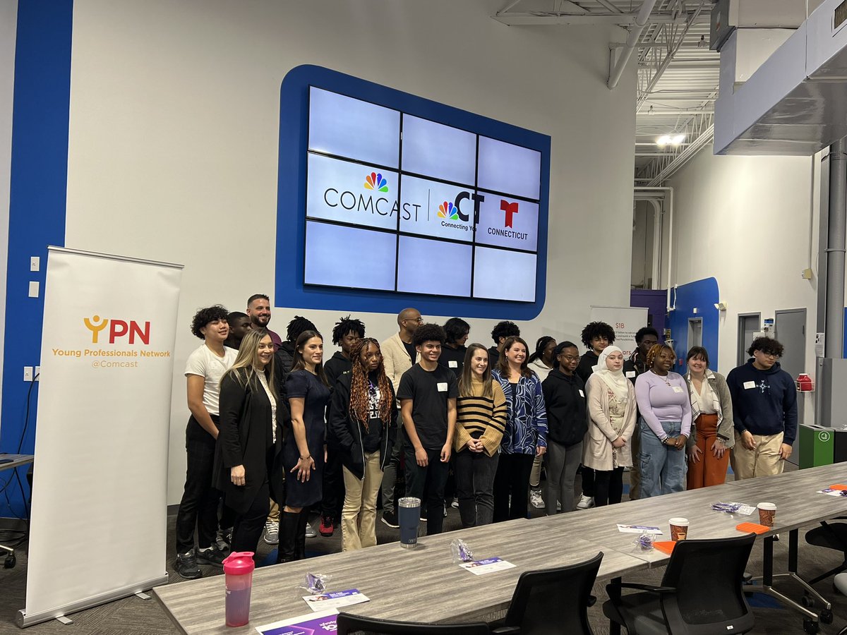 What a great day at <a href="/comcast/">Comcast</a> with a visit from <a href="/newsyCaitlin/">Caitlin Burchill</a>! Maybe we have some future journalist or PR professionals on our hands 😎