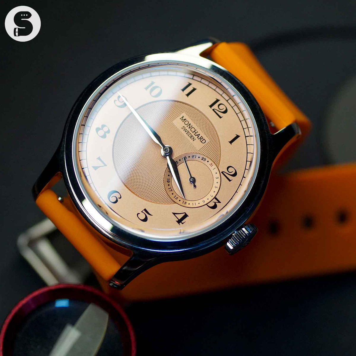 The elegant & soft silicon watch strap 'PURA'

#ohmystrap #uhrenarmband #pura #rubberstrap #monchard #subdater #salmonwatch