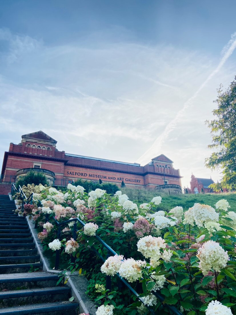 UoS_Students's tweet photo. This week's #FeatureThursday is of our beloved @SalfordMuseum π€ Have you visited?
Thank you @ruchika_pansheriya on Instagram for sharing this great photo! πΈ Want to get your picture on our feed? Send us a DM or tag us in your photos!
#SalfordStudents #SalfordUni #UniOfSalford https://t.co/k1y4H8JQh8
