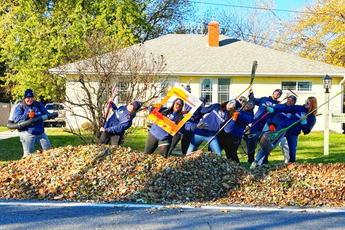 bgcswmi's tweet image. Who ya gonna call? #Leafbusters! #RAKEADIFFERENCE