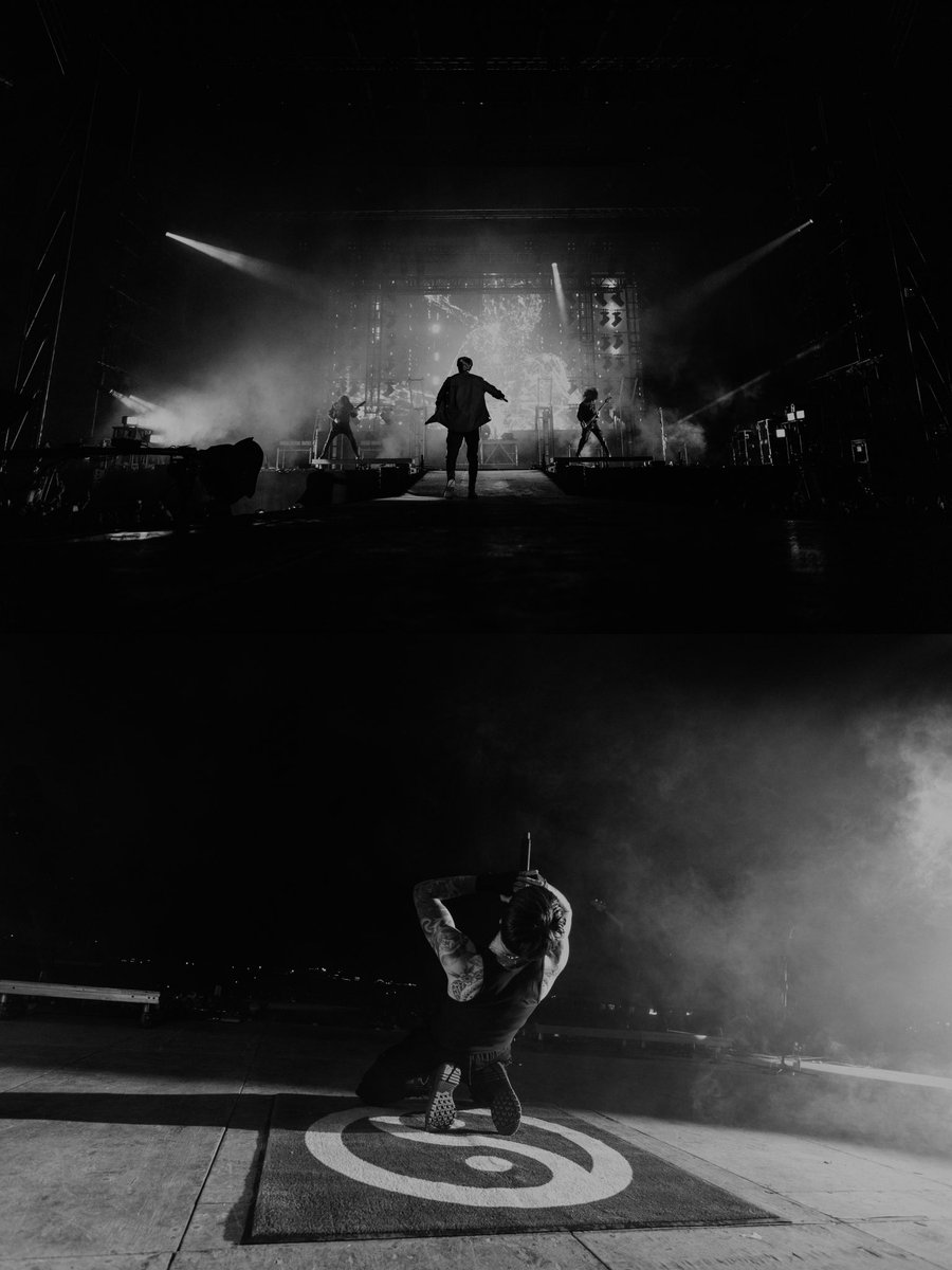 badomenscult's tweet photo. KING. https://t.co/QYDWqsyQbm