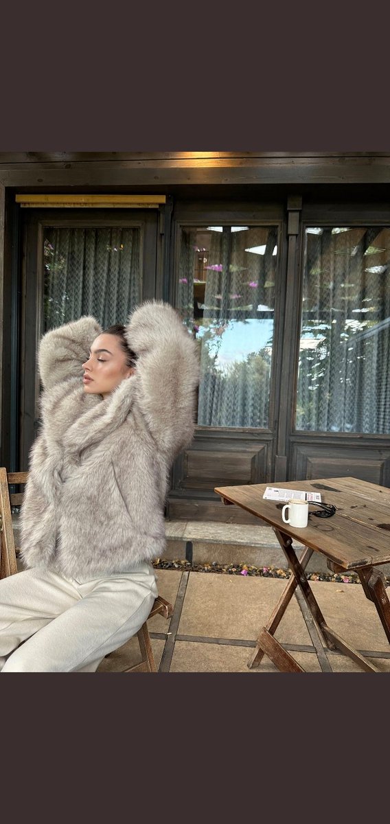 always_onyaz's tweet photo. Aura kadınım be 🥵❤️‍🔥
#SuBurcuYazgıCoşkun https://t.co/rhnlojx5h7