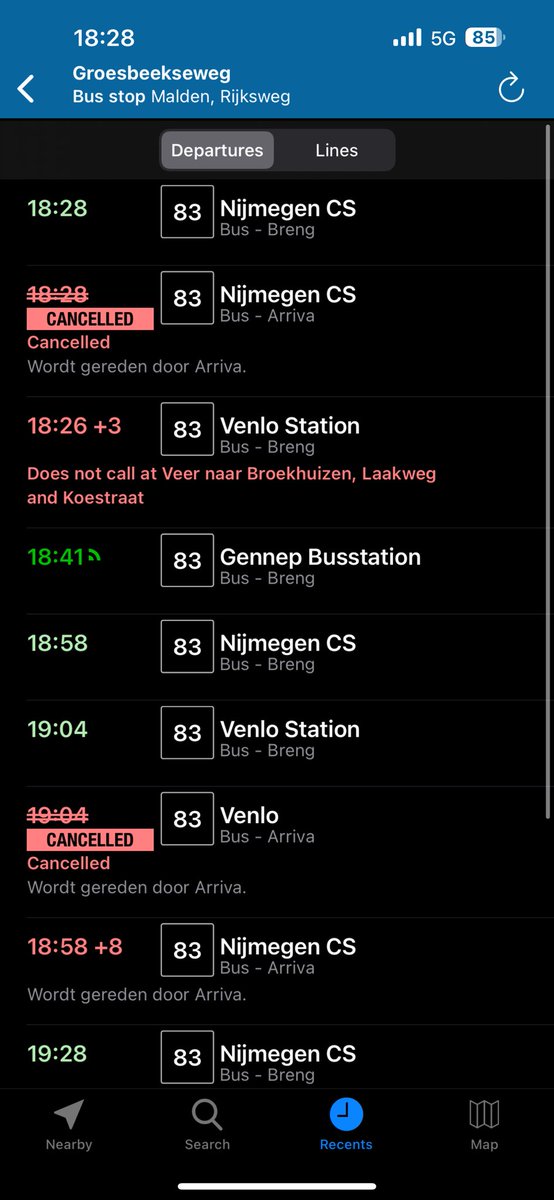 Gilbert1306's tweet photo. @Arriva_NL wat fijn dat mijn bus wéér geannuleerd wordt voor de verandering. Heb al een klachtformulier ingediend want dit is niet grappig meer… en nee, de breng bus op de foto van het zelfde tijdstip komt ook niet want hun info klopt niet. Dit tijdstip is Arriva aan de beurt. https://t.co/ToikkJF8Qd