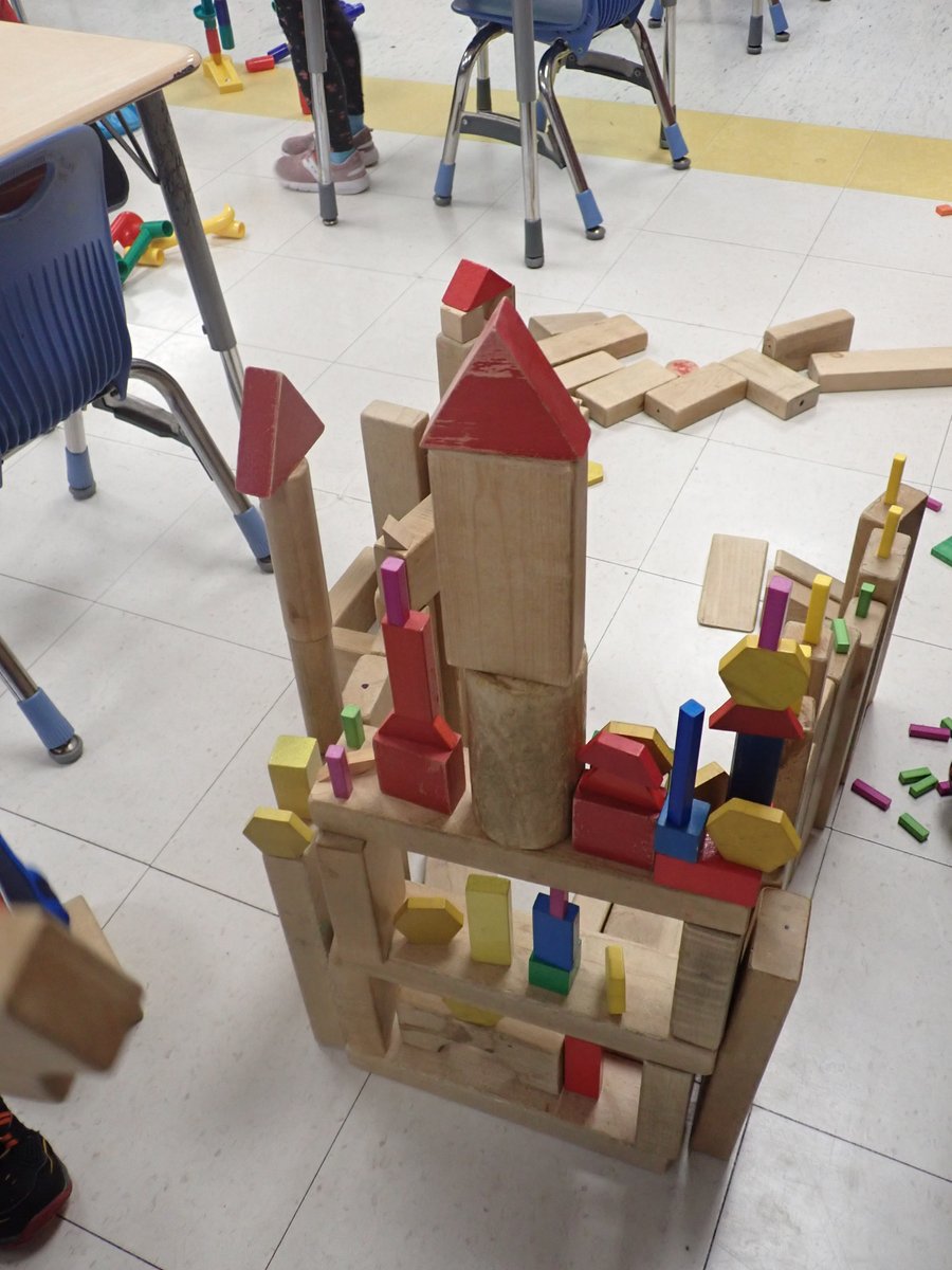 MclayVirginia's tweet photo. 3D shape castle...cooperation too!  #hdsdpride   #hdespride https://t.co/en0uoedtll