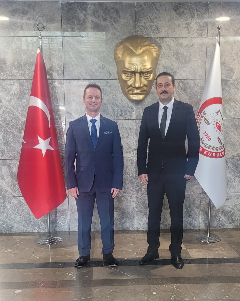 MHP Yüksek Seçim Kurulu Temsilcisi, MDK Üyesi ve  hemşerimiz Saygıdeğer Av. Kürşat Türker ERCAN Beyefendiyi ziyaret ederek, memleket dolu doyumsuz bir sohbet şansı buldum.