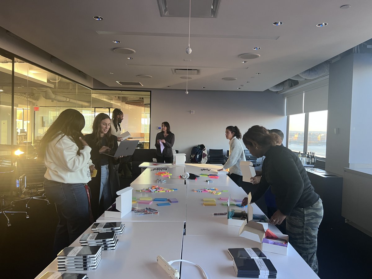 Paramount Advertising tweet media