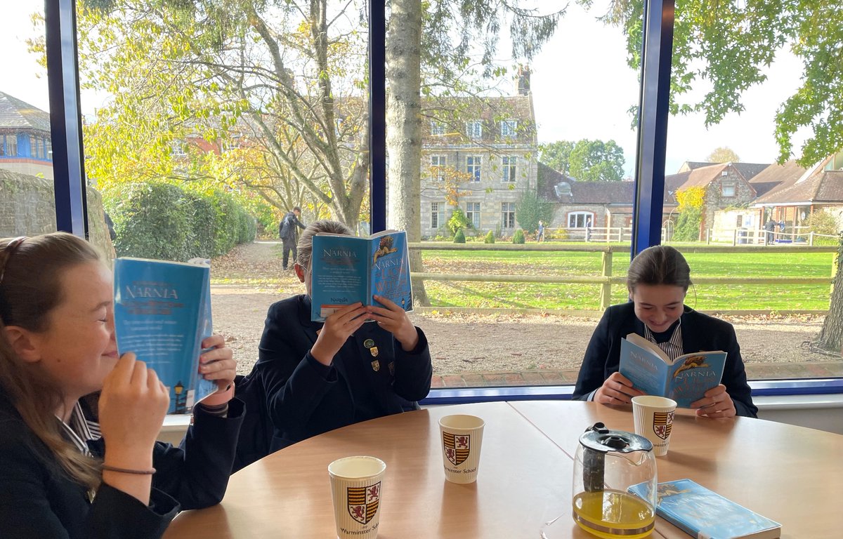 LibraryLand3's tweet image. We had excellent Year 8 Book Club today!