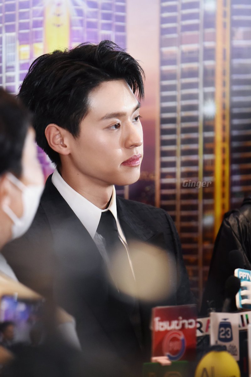 หล่อมากจะล้ม 🥹🖤

BILLKIN x ICONSIAM 5th

#bbillkin 
#ICONSIAMThe5thAnniversary