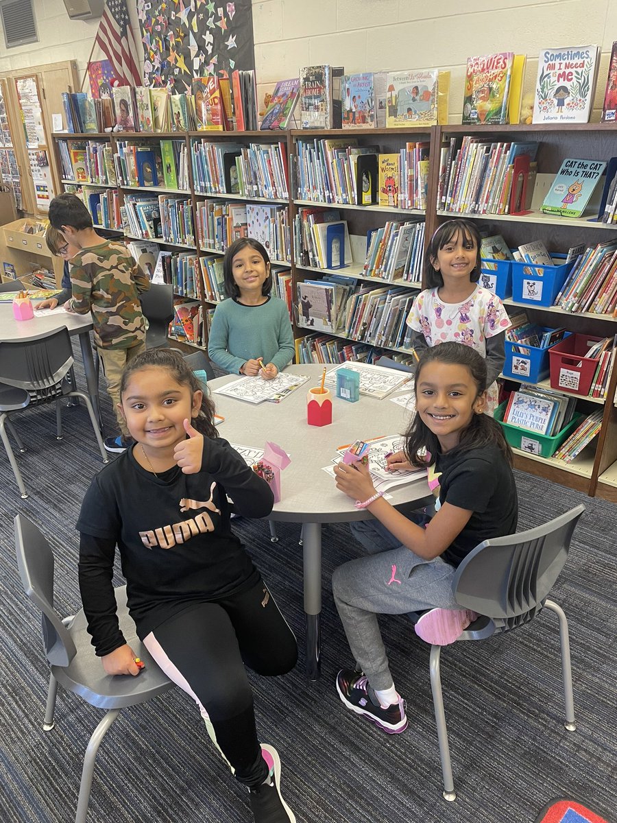 Ms. Mandik tweet media