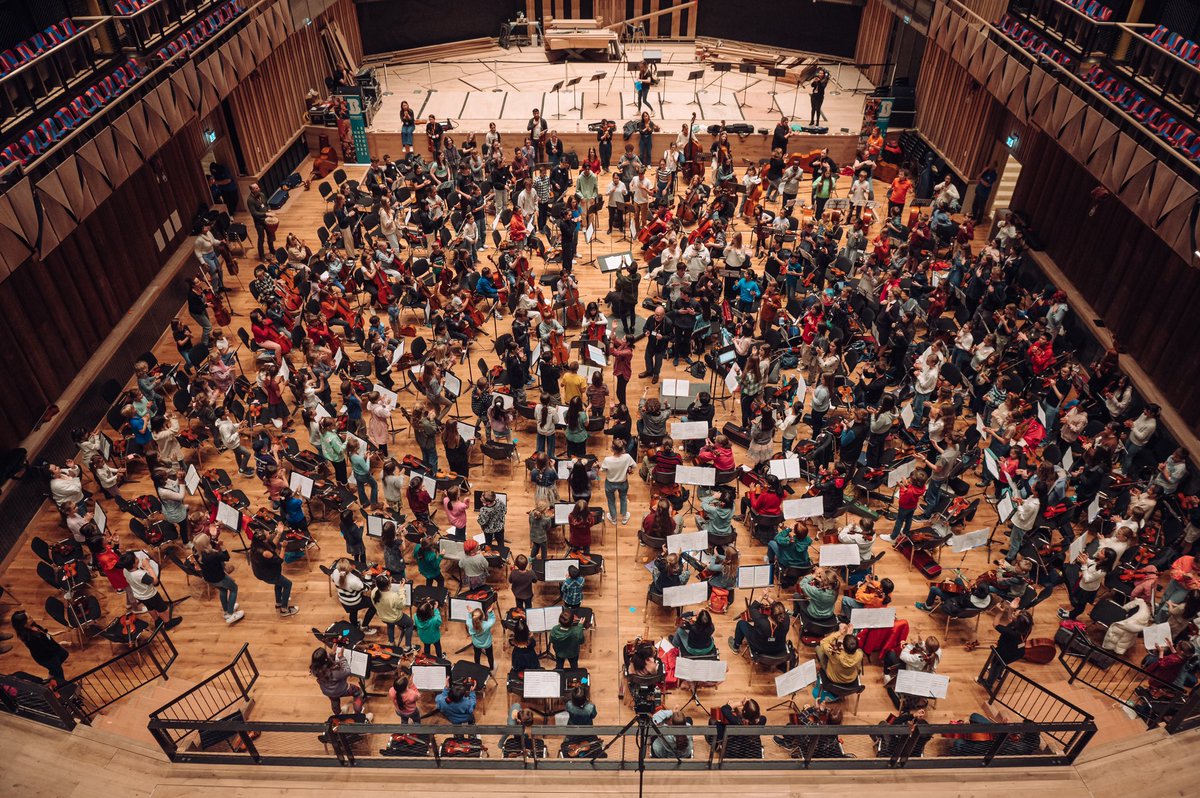 🎻The Bristol Benedetti Sessions 2023, Mass Orchestra!🧡 @NickyBenedetti @Bristol_Beacon