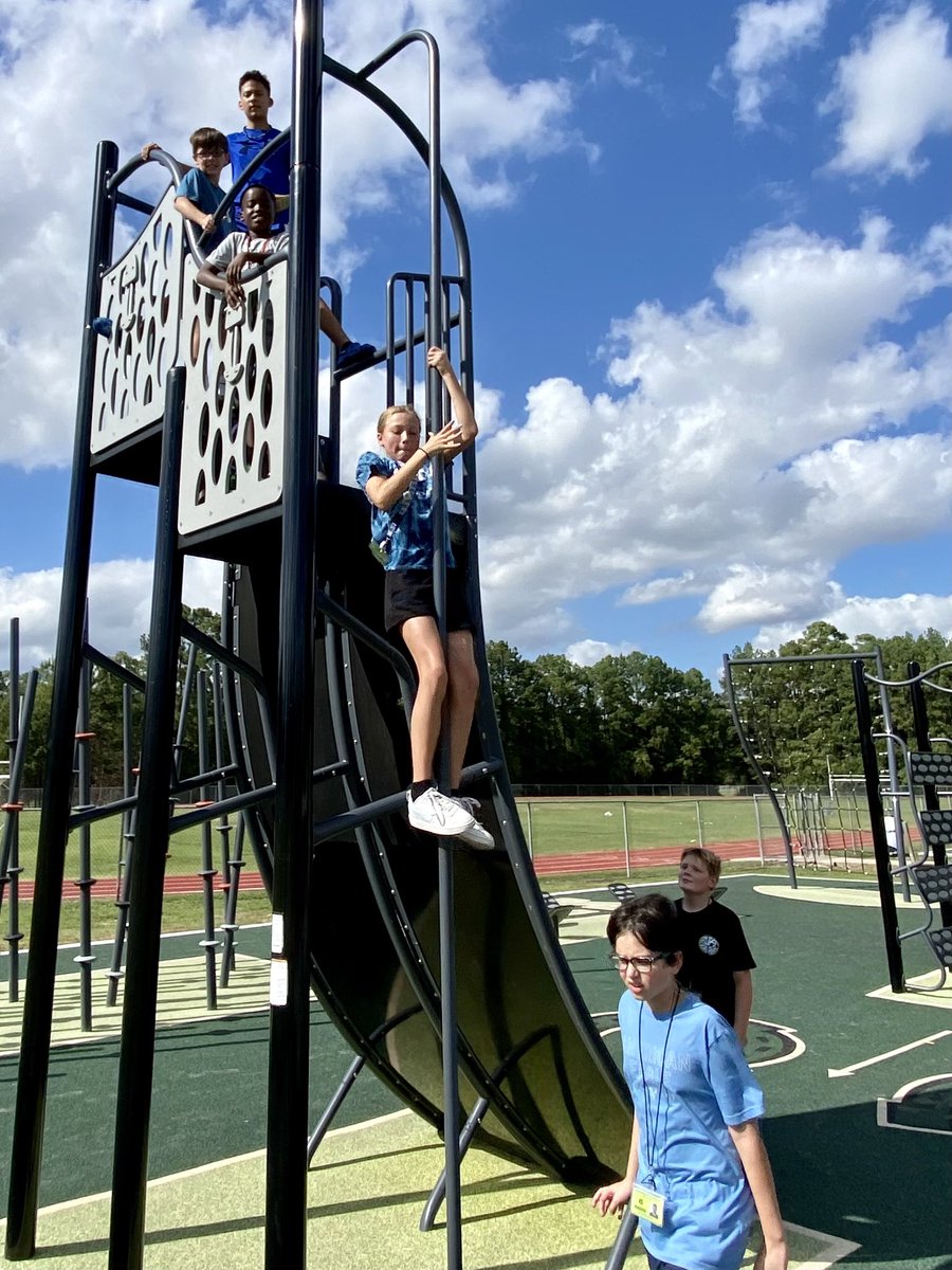 Morales_CTE's tweet photo. CTE Wheel doing PT and obstacle course at CMS!! https://t.co/VuTpaOiJ1g