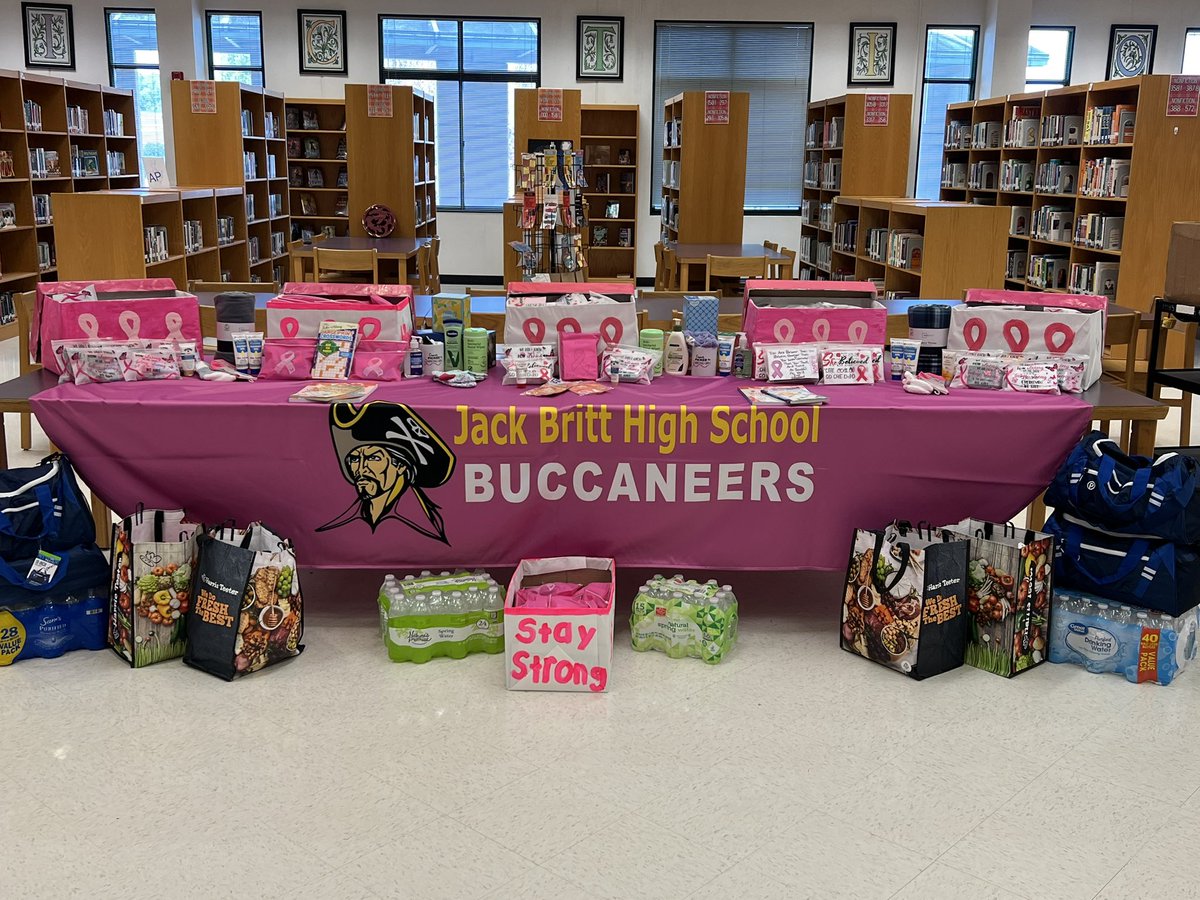 JbhsCTE's tweet photo. Thank you Ms. Falgione and the Sports Marketing Students @jackbrittbucs conducting an awesome fundraiser the Cape Fear Valley Foundation. $4,000 raised and 300 mini chemo bags. made.Thank you to everyone that contributed to the success of this event. @cte_ccs https://t.co/6esXs33gSg
