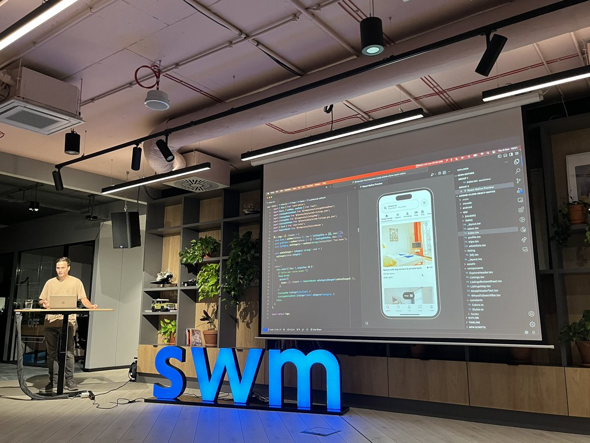 SzymonRybczak's tweet image. .@kzzzf just presented a new tool that allows you to see the preview of your React Native app inside VS Code 🙌 Building React Native is getting really easy! 🚀
