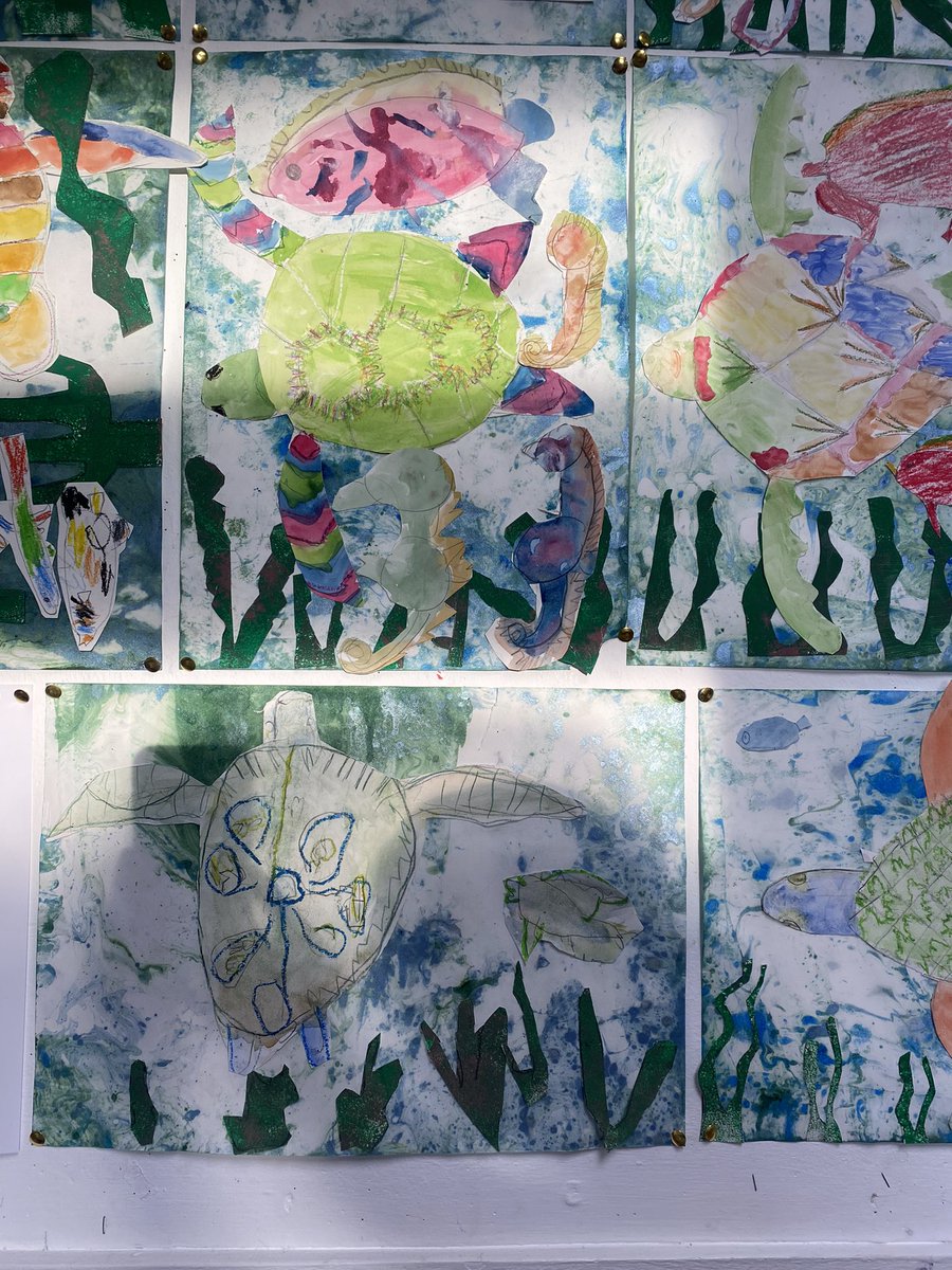 MissFergusonAr1's tweet photo. Primary 4 were exploring Life Under Water global goal #14 through different experiments with materials 🐟🌊🐠🐬🐳🐡🐙 the sunlight was making the marbling ink sparkle ✨ #Globalgoals https://t.co/2vwr1SVYn4