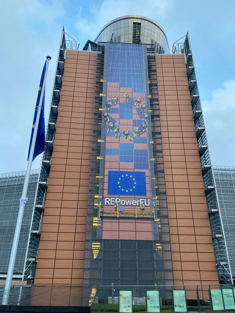 Agneslangevine's tweet image. La commission transition @Regionsdefrance réunie à Bruxelles @OccitanieEurope sous pdce @Gilles_Simeoni pour un dialogue direct sur la loi restauration de la nature, pacte vert, climat, économie circulaire. Les Régions sont un pilier majeur de la mise en œuvre des politiques 🇪🇺