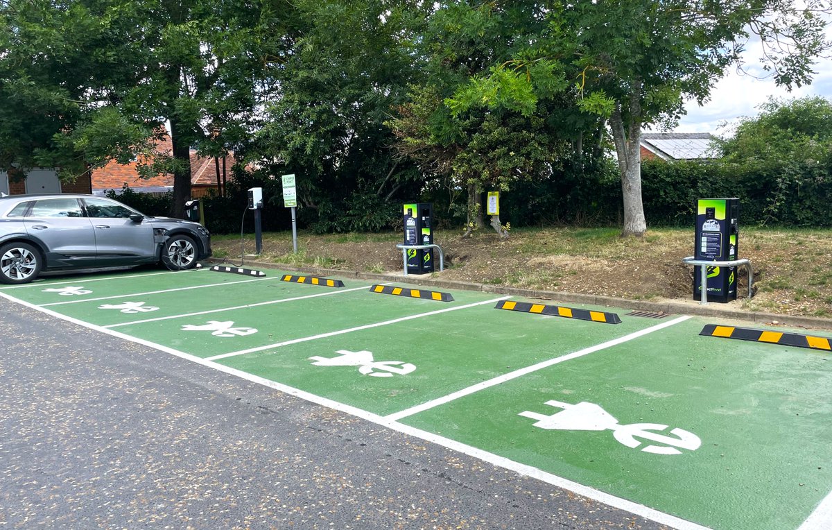 🔋🚗Drive an EV car or looking to drive one in future?

✅ We've installed 4 new 22kW EV chargers at our Cock Horse Inn car park in #Lavenham

Funded by <a href="/OZEVgovuk/">Office for Zero Emission Vehicles</a>, these new fast chargers use contactless payment, and can be used overnight