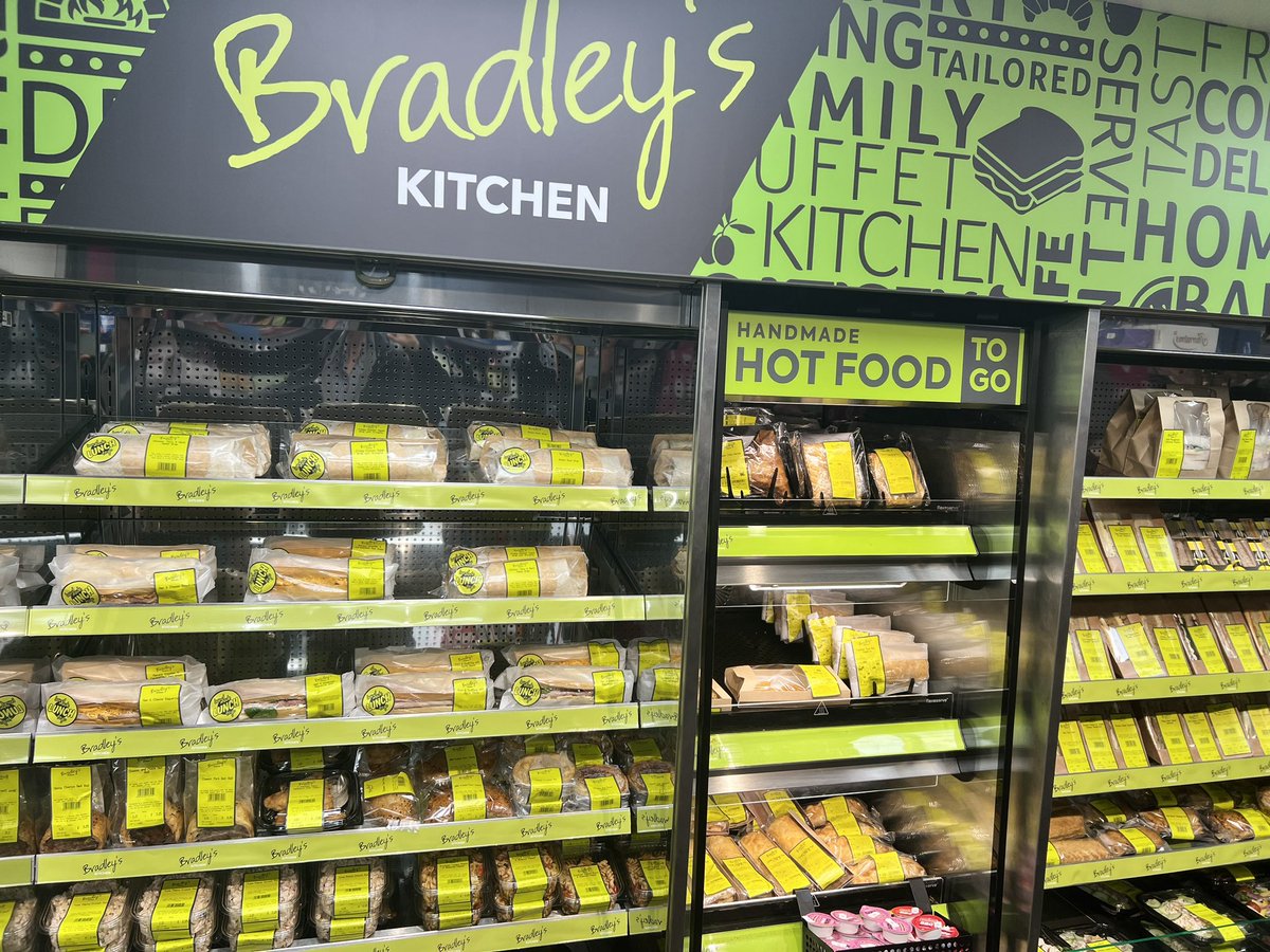 scott_annan's tweet photo. Splendid visit to @Bradleys_1921 @NisaLocally #StoreoftheYear with @GohilParin. >100years award winning retail heritage 😃 ⭐️ 🏆 ⭐️ 😃
@ACS_LocalShops @ThisIsRN @TheFed_Online @VictoriaLockie @DeliceRetail @lifebrands_food @coopuk https://t.co/2ipdaGNqpg