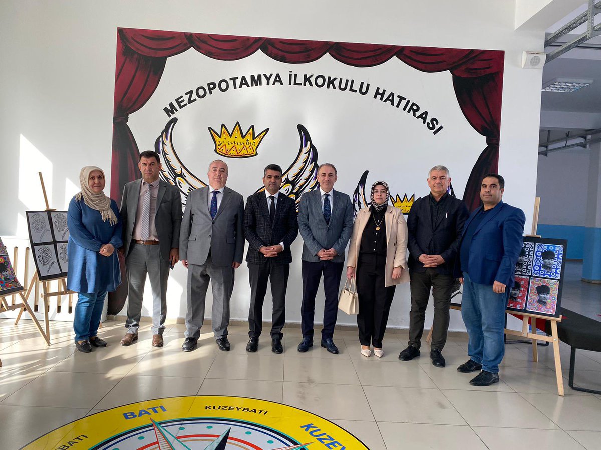 Kayapınar Öğretmen Akademileri bünyesinde📍Mezopotamya ilkokulunda açılan“Çocuk Oyunları Atölyesinde”Çocuklarımız ve değerli öğretmenlerimizle bir araya geldik.Geleneksel oyunlar eşliğinde eğlenerek kültürel mirasımızı gelecek nesillere aktarıyoruz
<a href="/Yusuf__Tekin/">Yusuf Tekin</a> 
<a href="/Murat4Kucukali/">Murat Küçükali</a>