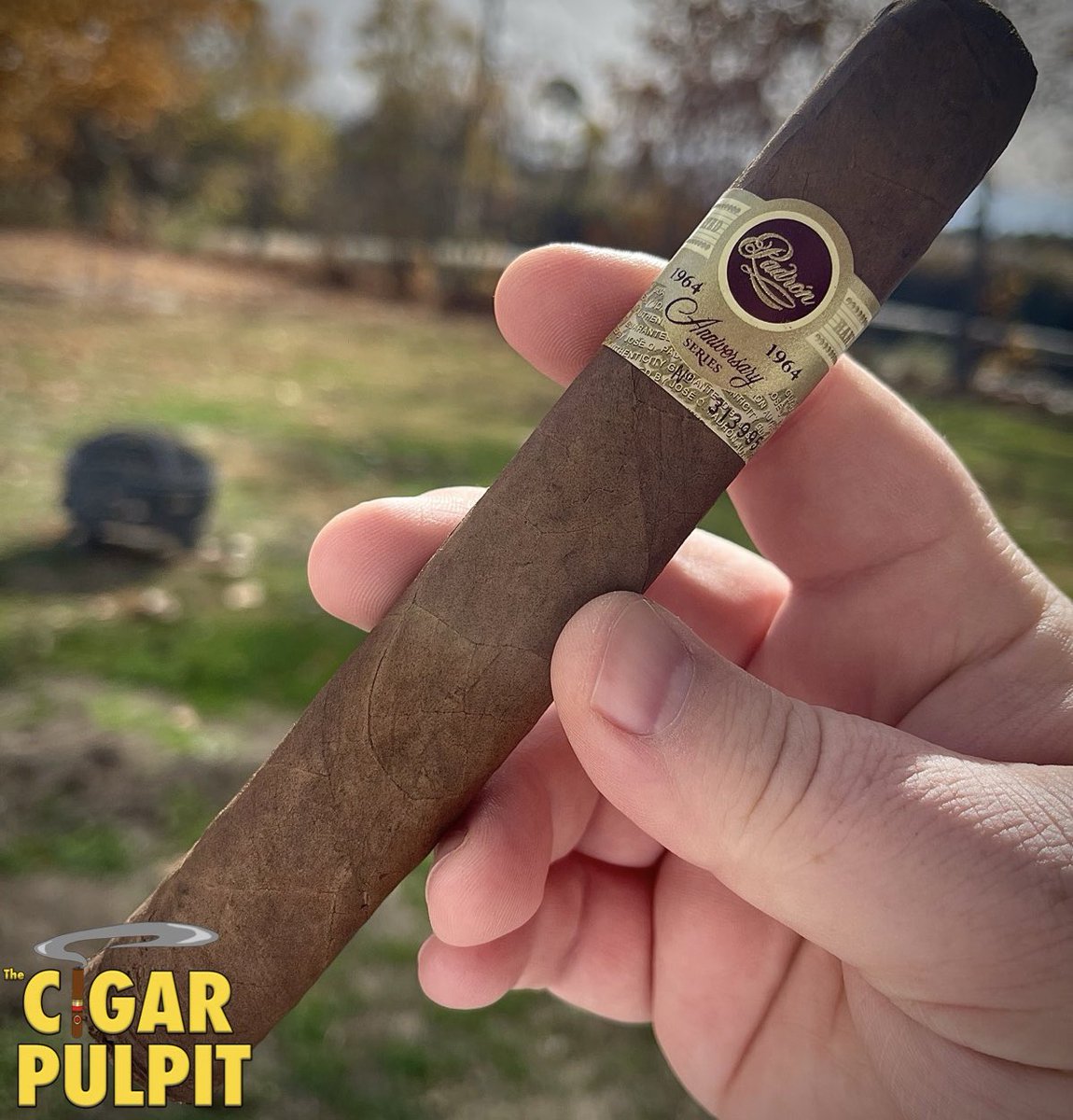 CigarPulpit's tweet photo. Some days you wake up and just feel like something special. Kicking off my day with a @padroncigars 1964 no. 4 natural. 😎 #cigarpulpit https://t.co/86YrqTePxf