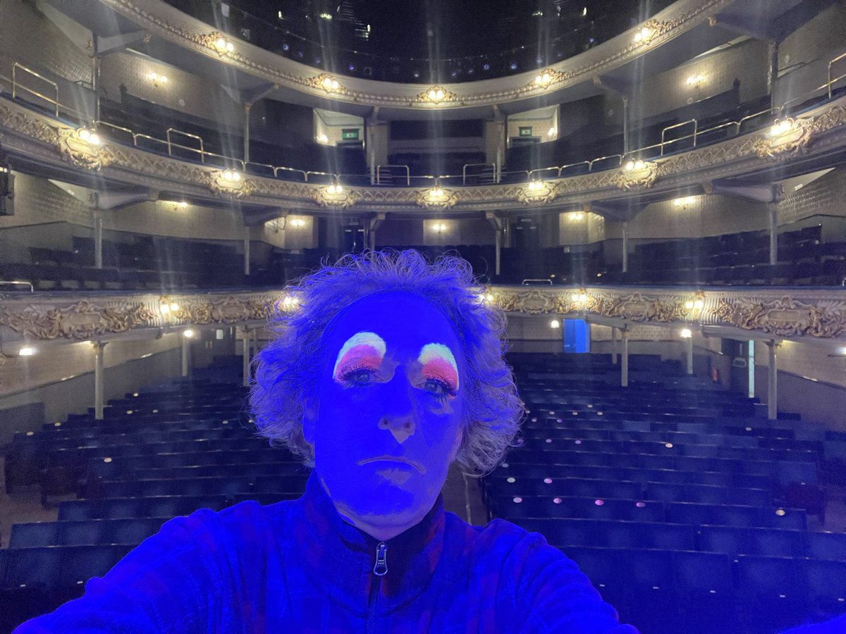 Grayson Perry tweet media