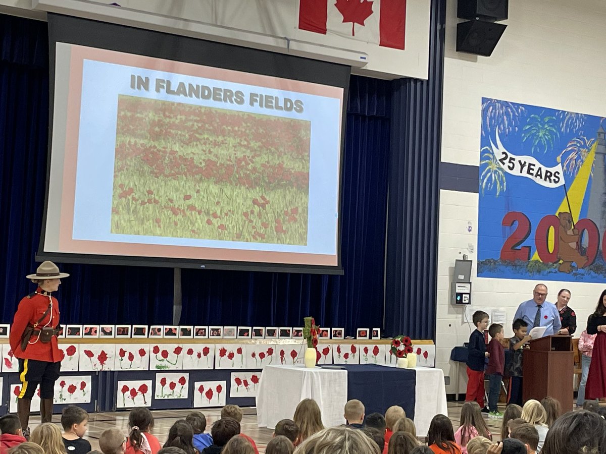 Grade 1 students at @BeaconhillFMPSD doing an amazing job reading “In Flanders Fields” at the Remembrance Day assembly. @FMPSD