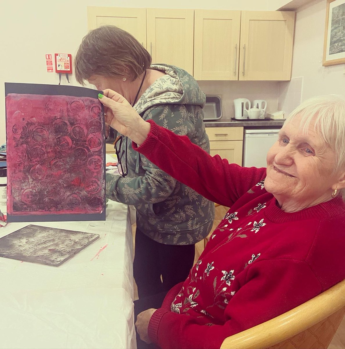Our ‘River of Time’ Legacy Project…..a creative family history project led by @Artwithsarah1 A beautiful project to document and share personal histories and pass them on to the younger generation #sharingstories #legacy #wellbeing #creativity #community #FamilyHistory