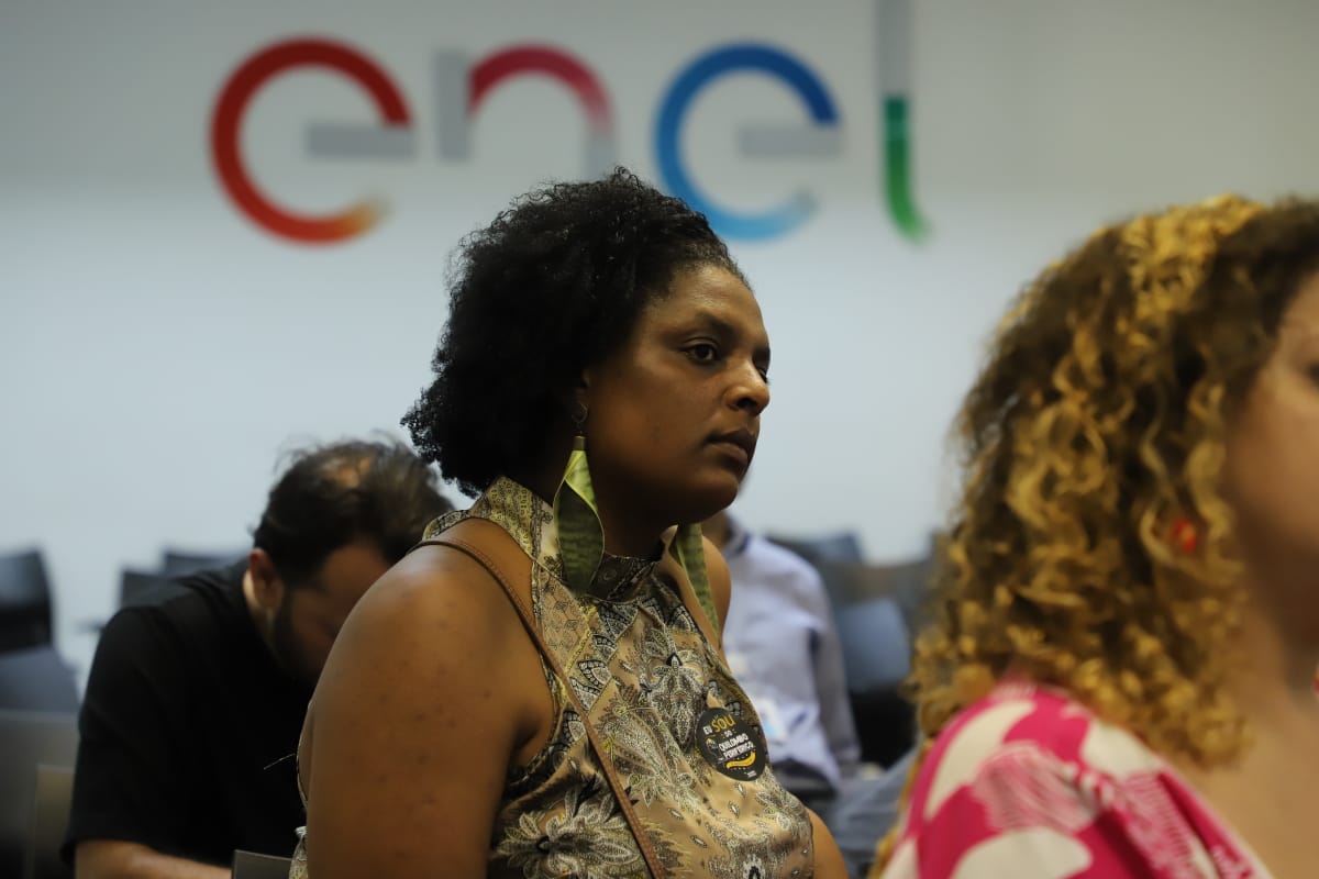 Diligência com <a href="/GuilhermeBoulos/">Guilherme Boulos</a> e parlamentares, na Enel cobrando explicações sobre o apagão.