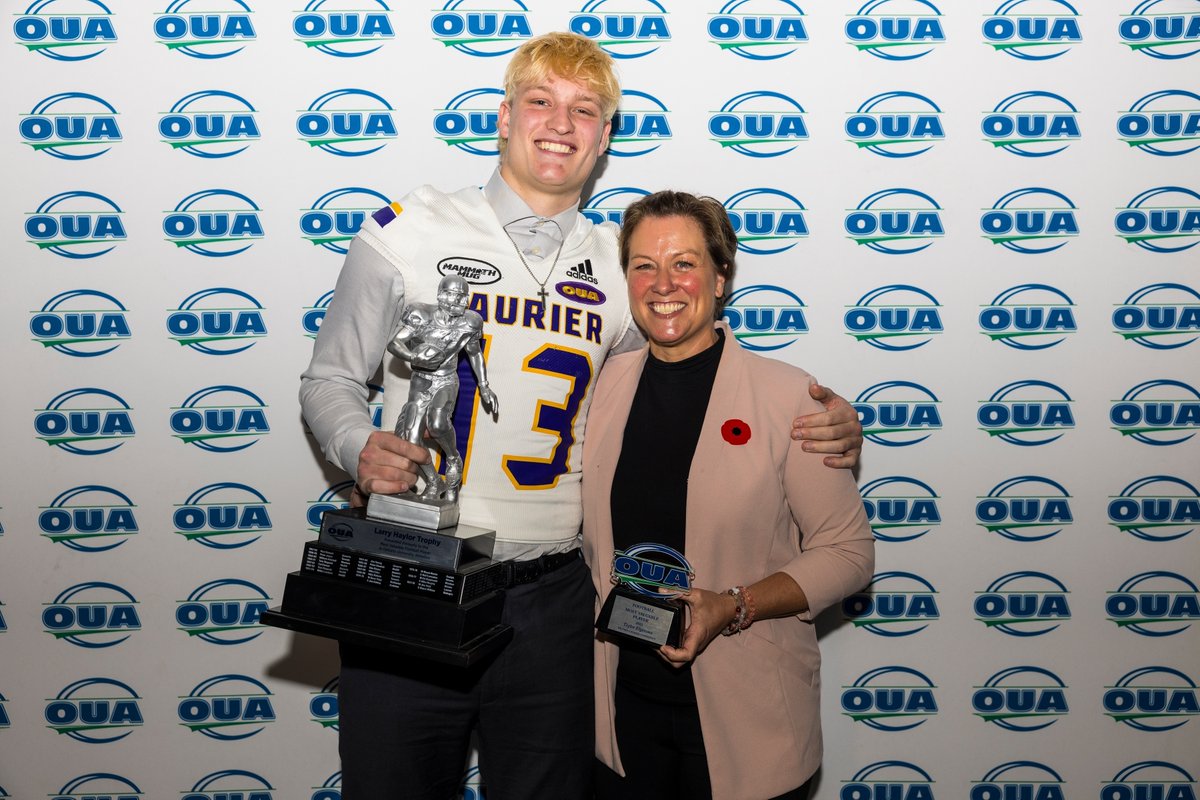 Ticats's tweet image. It was an honour to host the 2023 @ouasport Football Awards ceremony at @TimHortonsField yesterday!🏈🏅

Congrats to all of the award winners, and good luck to @WLUAthletics and @WesternMustangs as they play in the 115th Yates Cup this Saturday!!

#Ticats | #CFL | 📸: @MPHcentral