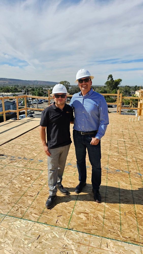MAAC_1965's tweet photo. Two more floors to go! MAAC's Ventana al Sur housing is making progress. The framing of the second residential floor is almost finished &amp; offers beautiful views our residents will enjoy in 2025. #MAACHousing #AffortableHousing #BuildingVibrantCommunities https://t.co/clAmmdBTDb