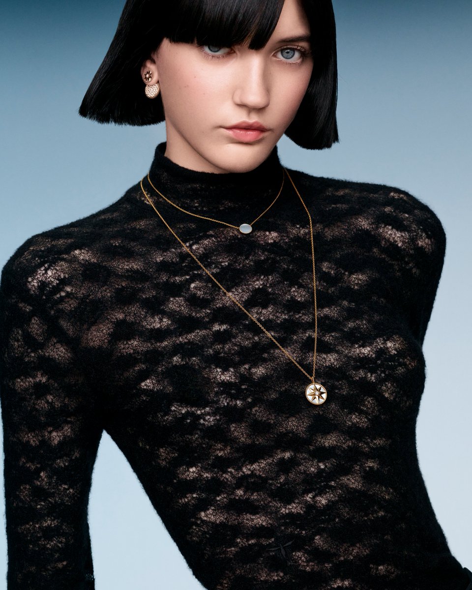 Dior (@Dior) on Twitter photo 2023-11-13 13:00:01 Symmetrical allure. Discover the #DiorJoaillerie holiday selection by Victoire de Castellane, where the 'Tribales Rose des Vents' earrings and 'Rose des Vents' necklaces mesmerize with endless pairing possibilities. More on.dior.com/all-jewellery. Symmetrical allure. Discover the #DiorJoaillerie holiday selection by Victoire de Castellane, where the 'Tribales Rose des Vents' earrings and 'Rose des Vents' necklaces mesmerize with endless pairing possibilities. More on.dior.com/all-jewellery.