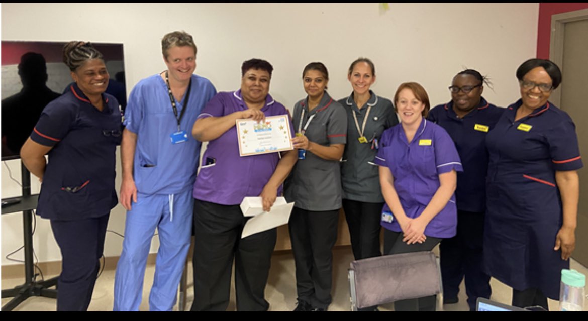 Today we celebrated an exceptional nurse leader @RoyalLondonHosp by awarding her the Barts Hero of the Month. Natoya’s colleagues describe her as an exceptional and inclusive leader. Congratulations and well deserved. @NeilAshman9 @CAlexanderNHS