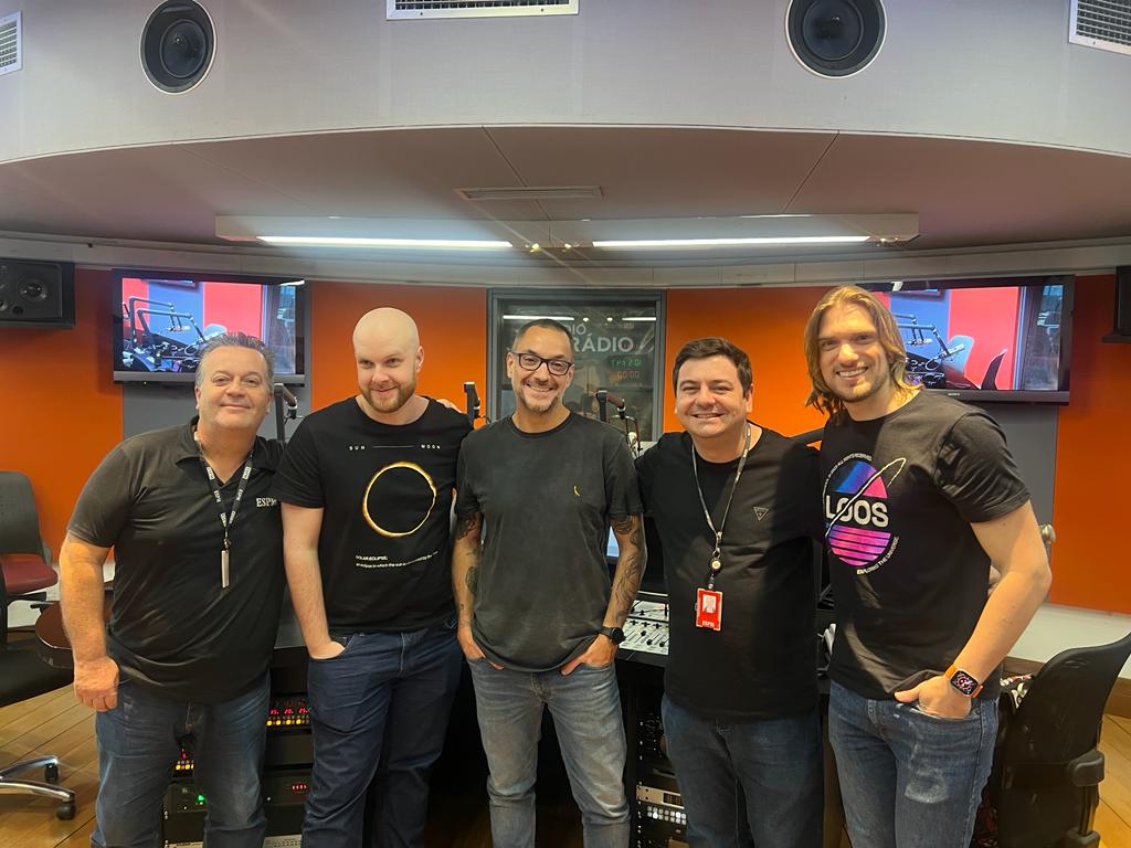 Pedro, Greg e os Alunos da ESPM (<a href="/espms/">ESP</a>) conversam sobre inteligência artificial

Sinapse #134 - Inteligência Artificial (Colaboração com ESPM)