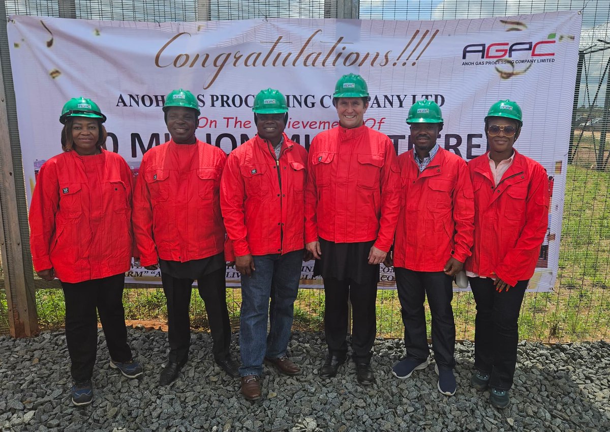 SeplatEnergy's tweet photo. The Management of Seplat Energy and other stakeholders paid a Technical Site Visit to the ANOH Gas Processing Company (AGPC) on 8th November, 2023, as part of our unwavering commitment and passion to driving energy excellence.
#SeplatEnergy #AGPC #Sustainability https://t.co/Y2dKBB8nU7