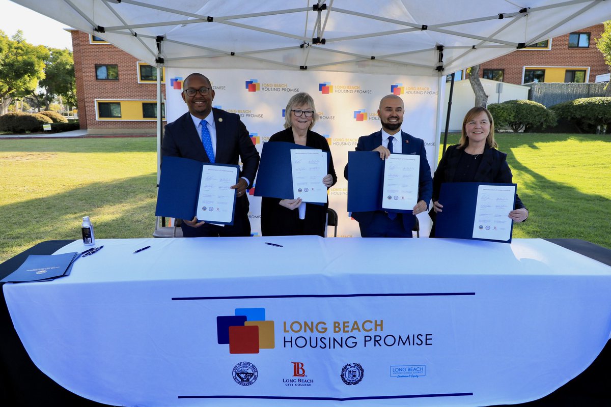 LongBeachMayor tweet picture