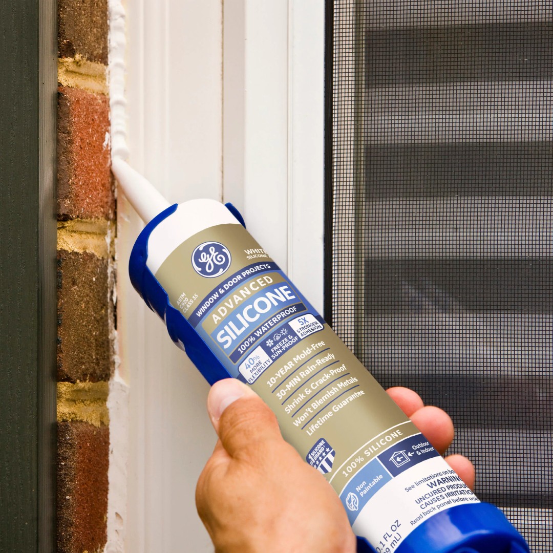 KlingerLumber's tweet photo. With 100% waterproof window and door sealant from GE, you can prevent unwanted drafts in your home, keeping your family cozy during the fall and winter months.
#GESealants #HomeImprovement #DraftPrevention #HomeInsulation #Weatherproofing #HomeMaintenance https://t.co/BJM8OY0lx8