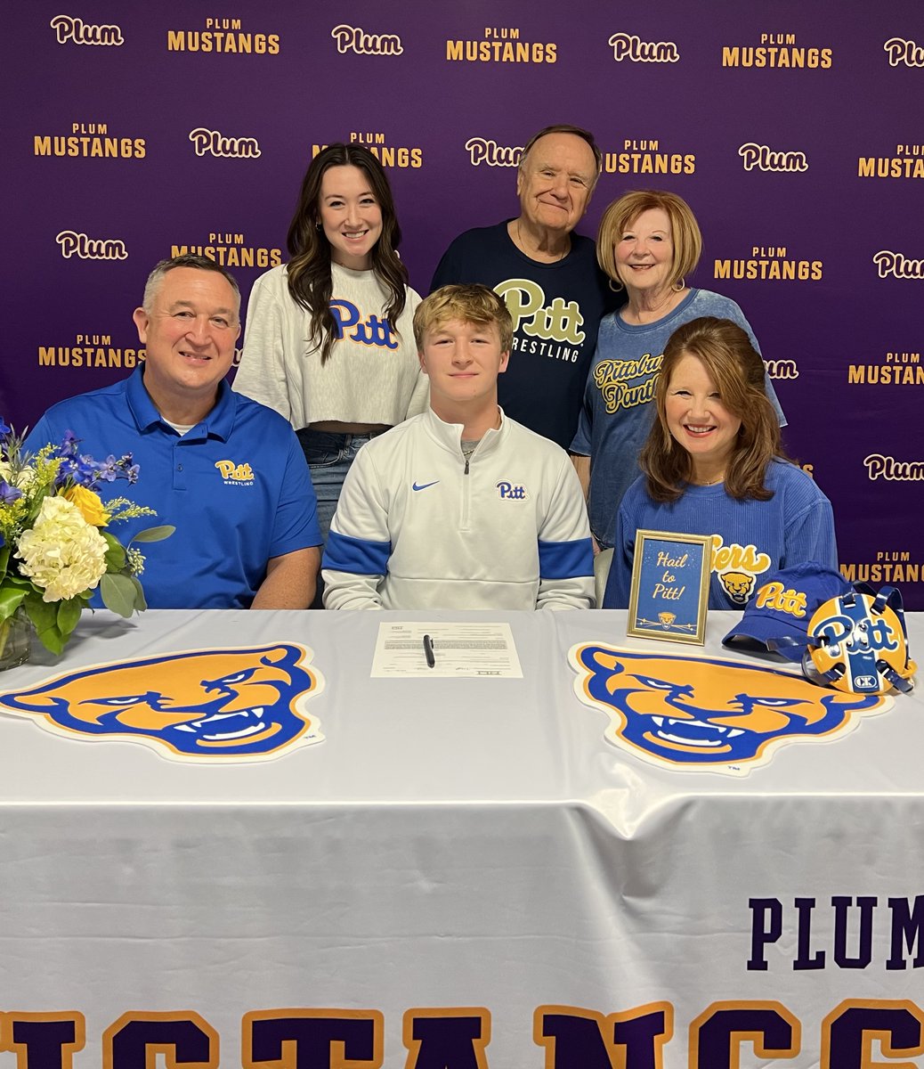 plumboroughsd's tweet photo. 🤼 Jack Tongel makes his commitment official to study at @PittTweet and compete on the Men's Wrestling Team! @Pitt_WRES

 Congratulations Jack! ⭐️ https://t.co/maL2K9N51Z