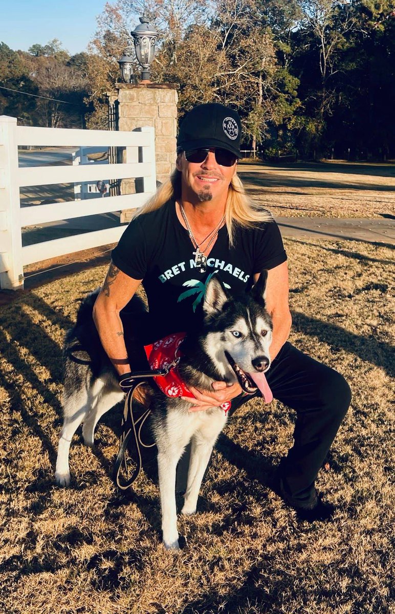 NEHumaneSociety's tweet photo. We're so happy that Bret Michaels finally got to meet Bret Michaels! 🐶🎶

If you're looking for your own mini-me, here's a few more huskies that would love to be named after you. Or, yknow, go home with you at least.

Meet them all here: https://t.co/Ooomrluffi https://t.co/ShRUmqCqq3