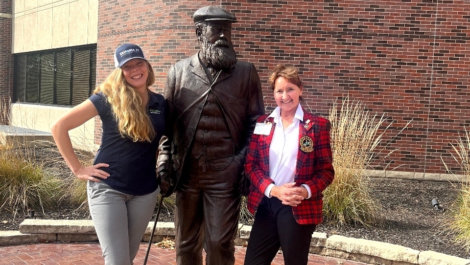 The Tahoma 31 family salutes Catherine Abramavage, Director of Marketing for licensed producer Central Sod Farms, chosen as part of the @GCSAA Women's Leadership Academy, visiting with Golf Course Architect Jan Bel Jan (and old Tom)! @sodmd @janbeljan Tahoma31.com