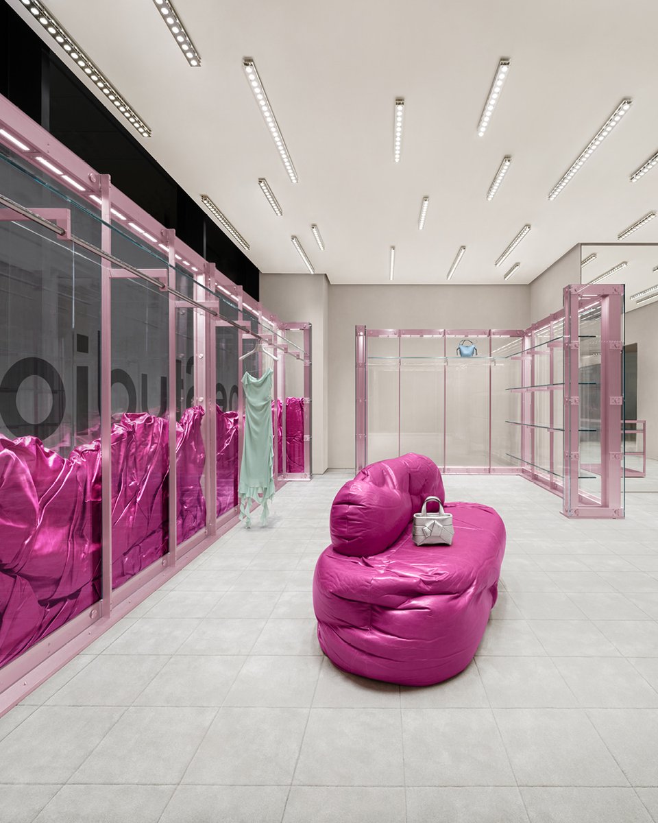 AVATA (@avataofficial) on Twitter photo Spotlighting the recently unveiled <a href="/acnestudios/">Acne Studios</a> store in Taipei, nestled in the vibrant Xinyi District. The store is an angular haven where the artistic curves of #MaxLamb harmonize with the sleek lines of #BenoitLalloz luminous masterpieces.
We are obsessed with the space! Spotlighting the recently unveiled <a href="/acnestudios/">Acne Studios</a> store in Taipei, nestled in the vibrant Xinyi District. The store is an angular haven where the artistic curves of #MaxLamb harmonize with the sleek lines of #BenoitLalloz luminous masterpieces.
We are obsessed with the space!